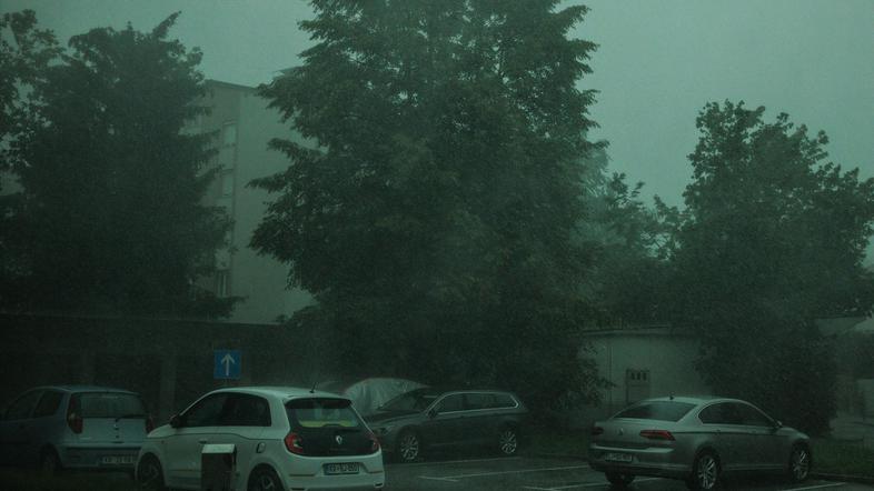 Neurje nevihta v Sloveniji