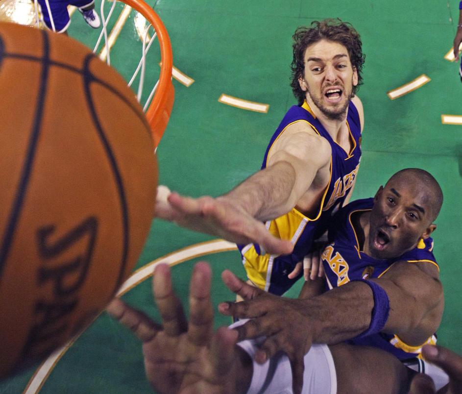 Pau Gasol je končal z dvojnim dvojčkom, Kobe Bryant je sicer slabo zadeval, a vs