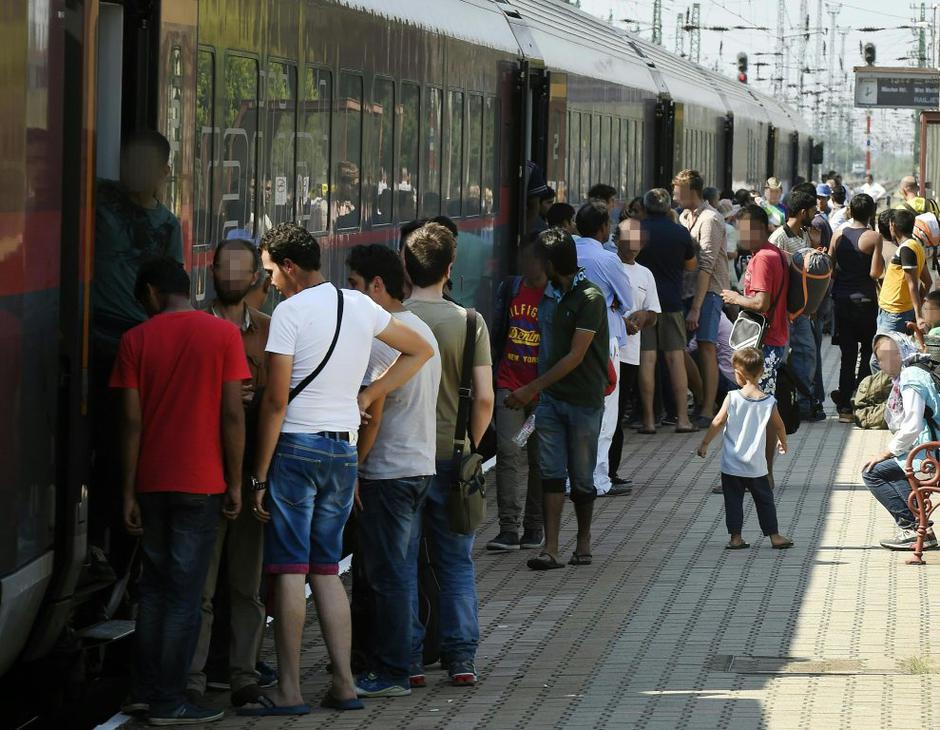 Begunci na Madžarskem | Avtor: EPA