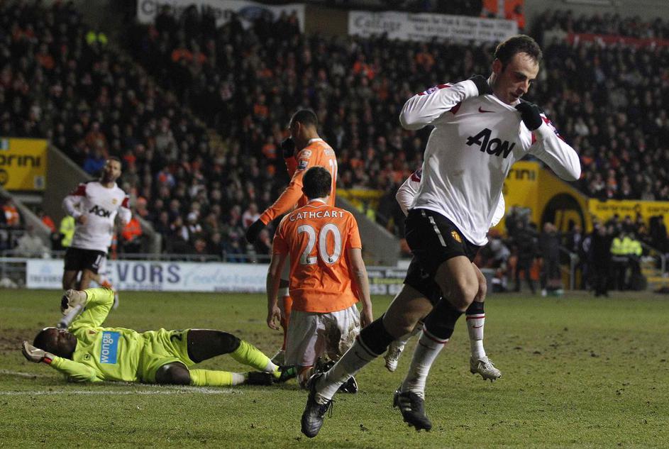 Berbatov je bil znova najboljši mož rdečih vragov. (Foto: Reuters)