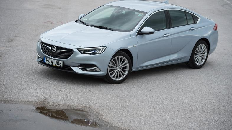 Opel Insignia Turbo D