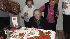 Katarina med praznovanjem rojstnega dne leta 2007. (Foto: Nace Novak)