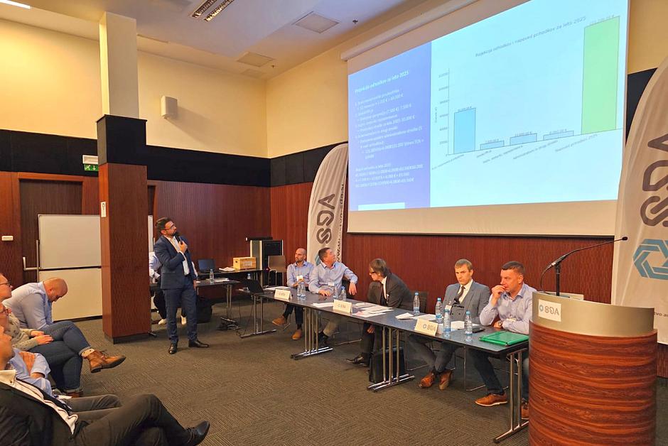 Slovensko društvo avtostroke, SDA | Avtor: Matija_Janežič