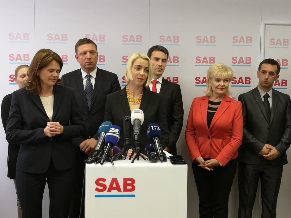Angelika Mlinar | Avtor: SAB