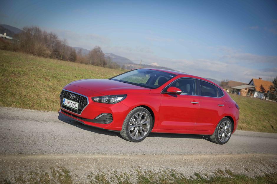 Hyundai i30 Fastback | Avtor: Saša Despot