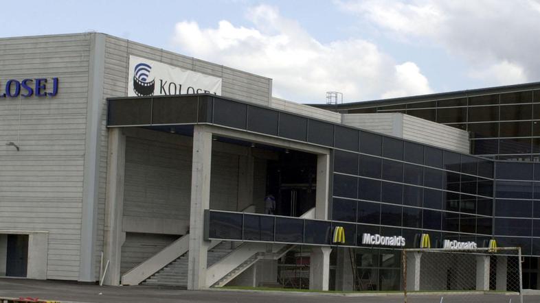 Kolosej Blitzu napoveduje tožbo.