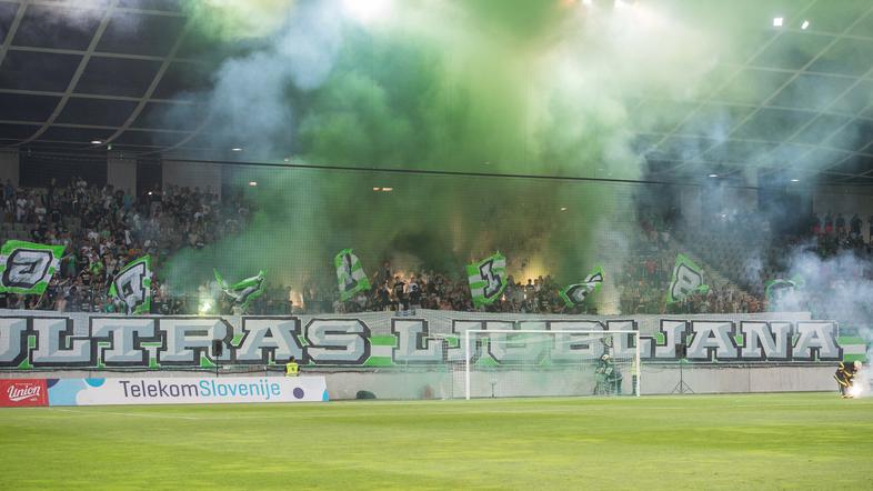 Nogometni derbi Olimpija - Maribor