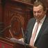 Belgijski minister Michel Daerden je poznan po tem, da pogosto pogleda preglobok