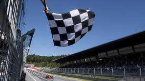 kockasta zastava formula 1