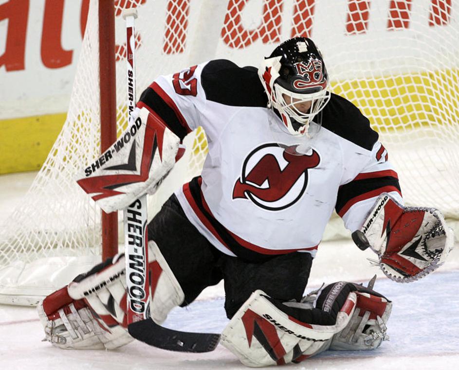 Martin Brodeur kljub spoštljivi starosti še vedno spada med najboljše vratarje v