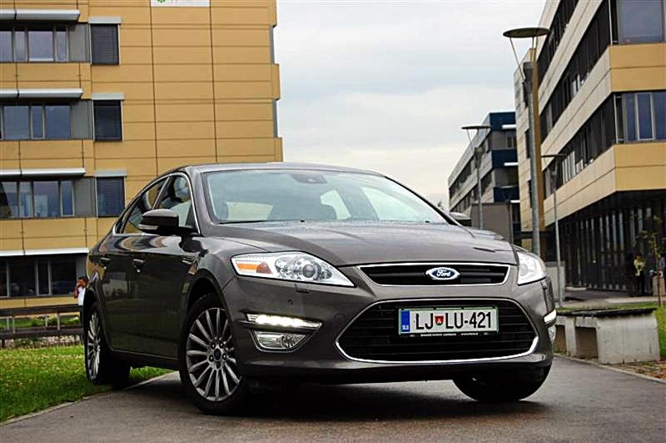 Ford mondeo titanium 2.0 TDCi 120 kW DPF 5v