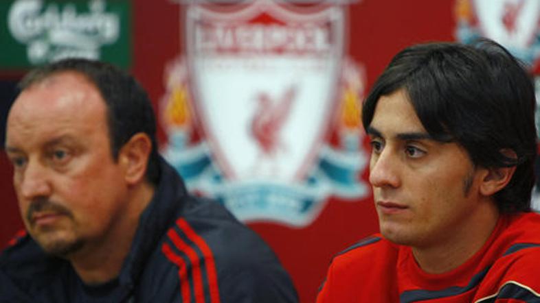 Aquilani (desno) se je po predstavitvi v dresu novega kluba posvetil okrevanju, 