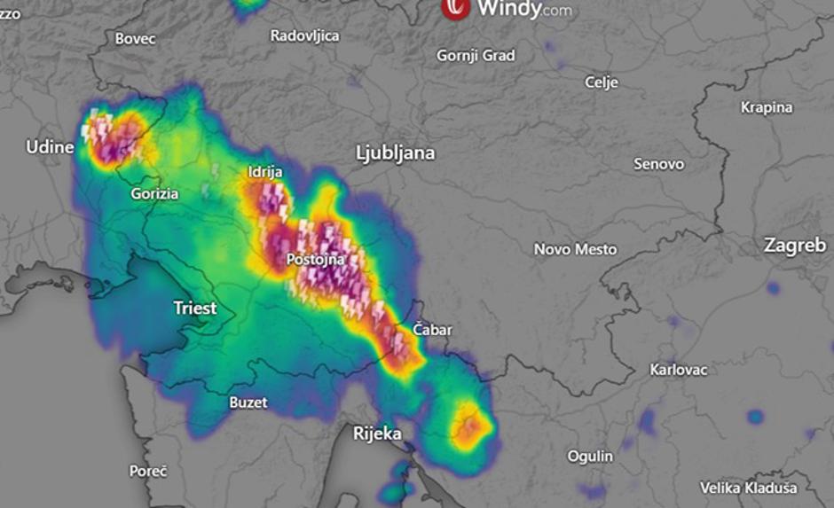 nevihta radarska slika padavin | Avtor: zajem zaslona