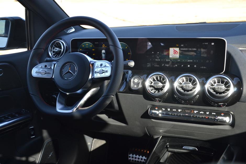 Mercedes-Benz razred B | Avtor: Gregor Prebil