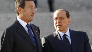 Fini in Berlusconi. (Foto: Reuters)