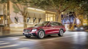 Mercedes-Benz razred E all terrarin