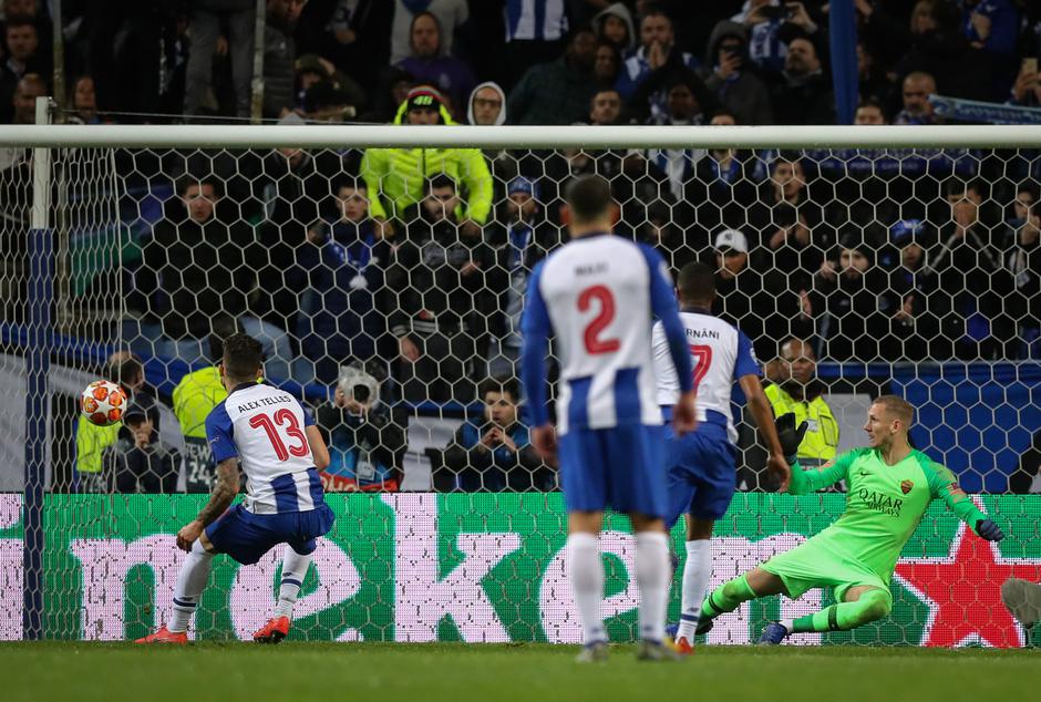 Alex Telles | Avtor: Epa