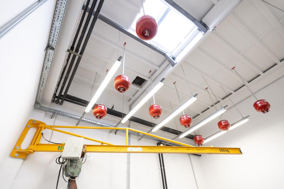 Kompetenčni center za popravilo baterij Emil frey | Avtor: Emil Frey