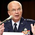 Michael Hayden, ki je kot direktor obveščevalne službe služil nekdanjemu predsed