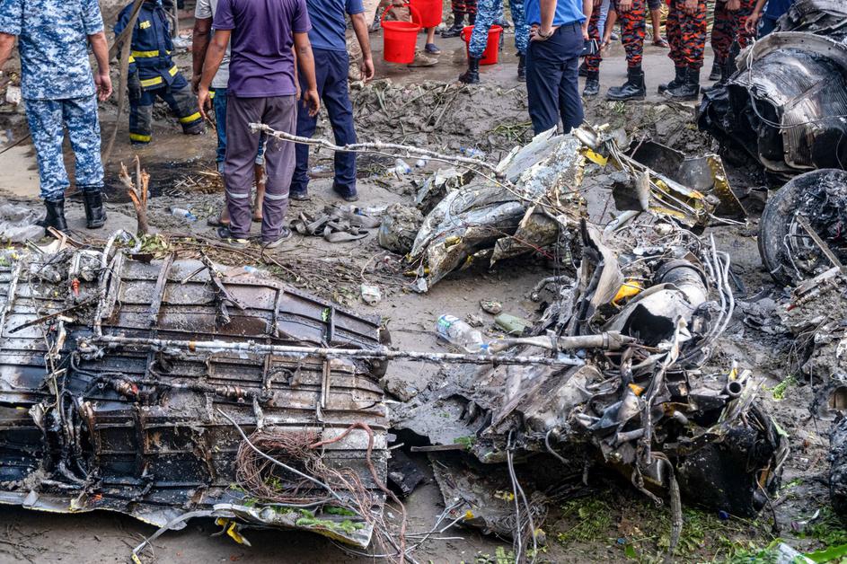 Letalska nesreča v Bangladešu