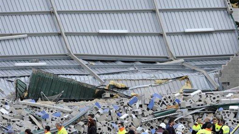 Zrušitev strehe je bila usodna za tri otroška življenja.