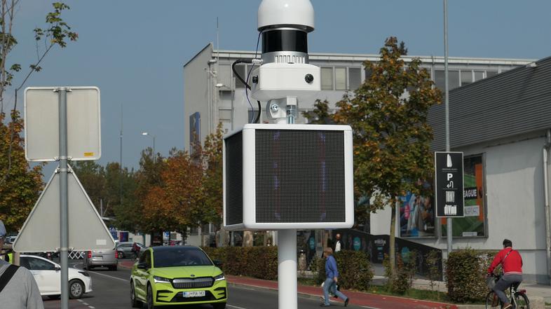 avtonomni robot IPA2X