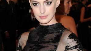 Anne Hathaway