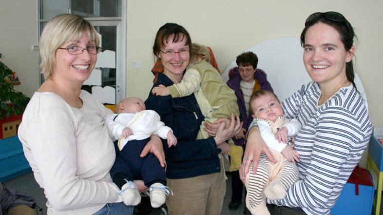 Z druženjem in izmenjavo izkušenj se lahko veliko naučimo in lažje premagujemo i