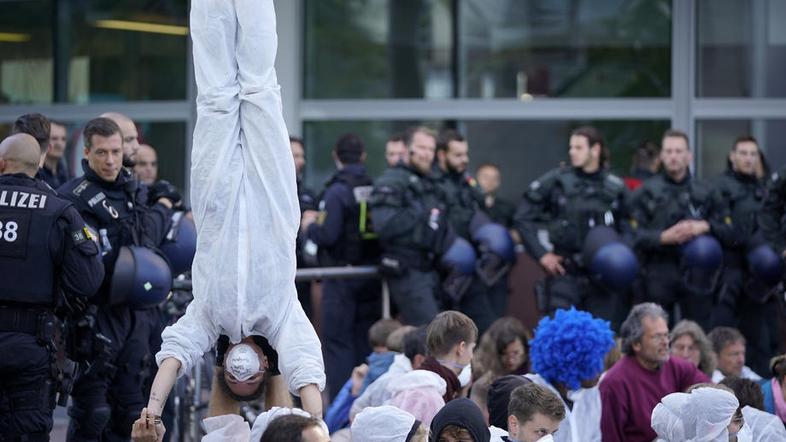 Avtosalon Frankfurt protest