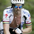 Mario Cipollini očitno ni zdržal v kolesarskem pokoju.