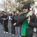 Iranske varnostne sile so se nad protestnike v Teheranu znesli s solzivcem in st