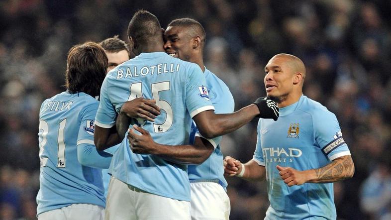 Richards Balotelli Manchester City Aston Villa Premier League