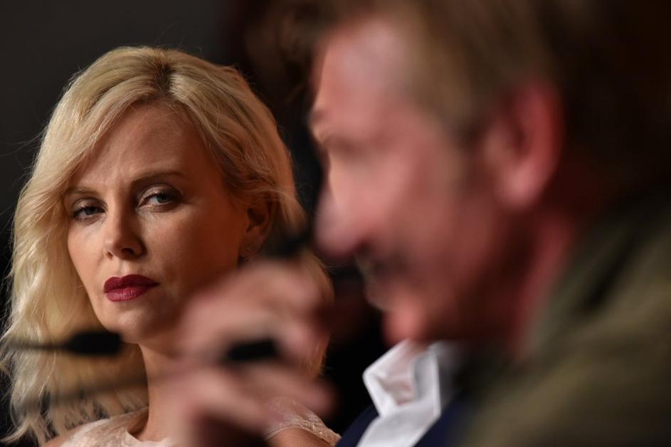 sean penn, charlize theron