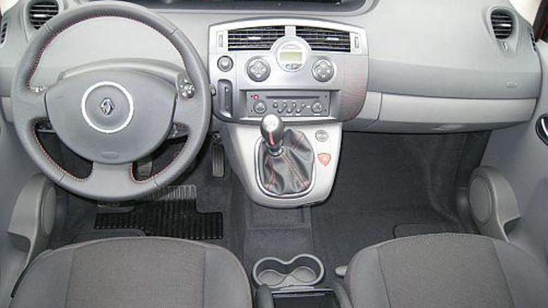renault scenic avantura
