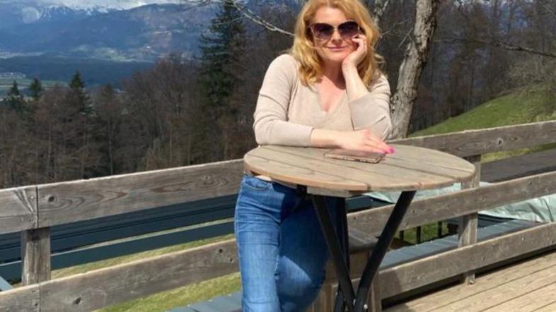 monika tavčar