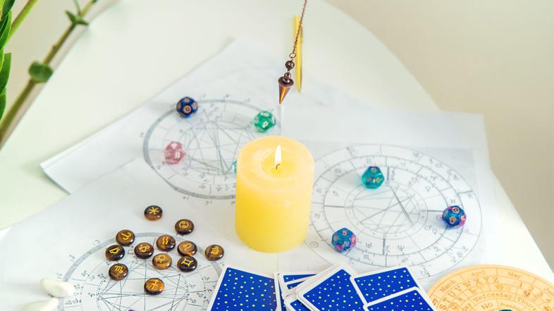 astrologija, horoskop, vedeževanje