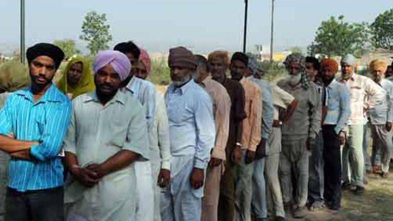 V zadnji fazi parlamentarnih volitev bo za svoje kandidate glasovalo 714 milijon