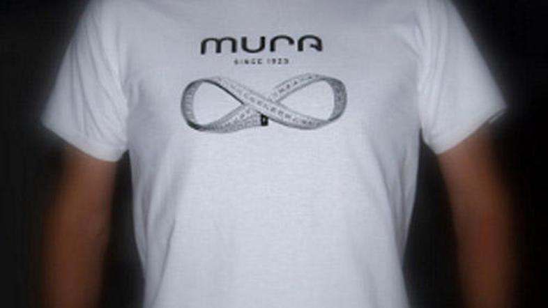 Denar od prodaje majic gre v sklad za rešitev Mure.