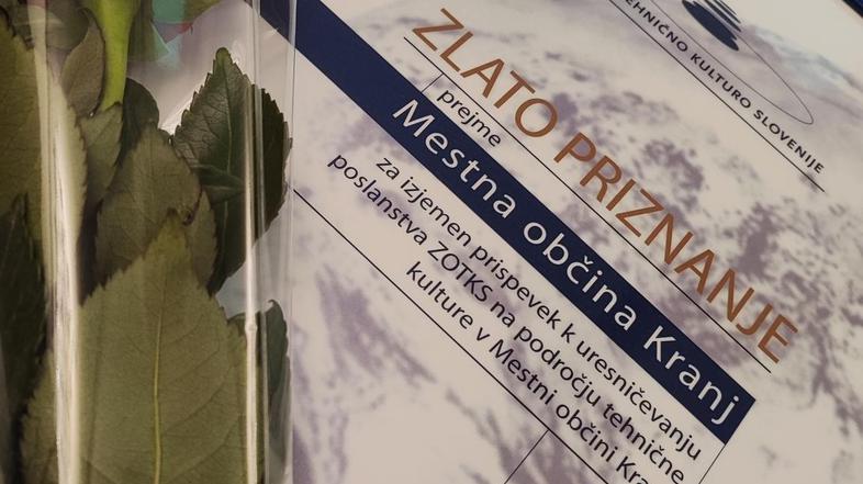 Zlato priznanje za izjemne dosežke v delu z mladimi talenti, ZTKOS