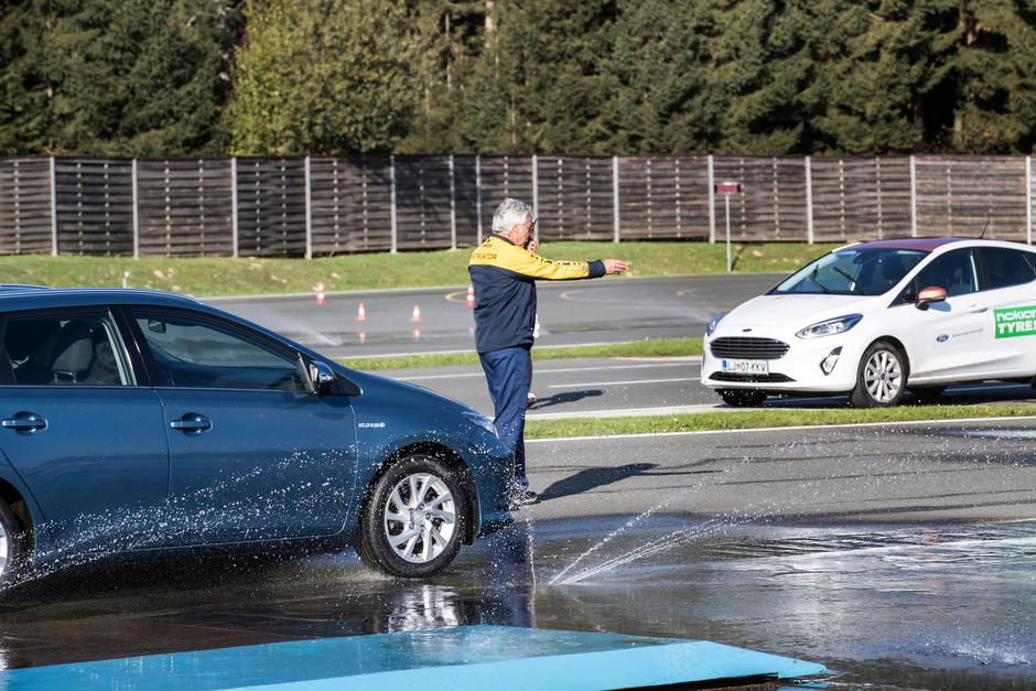 Brane Legan, inštruktor varne vožnje AMZS | Avtor: AMZS