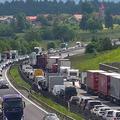 zastoj na primorski avtocesti med Postojno in Razdrtim