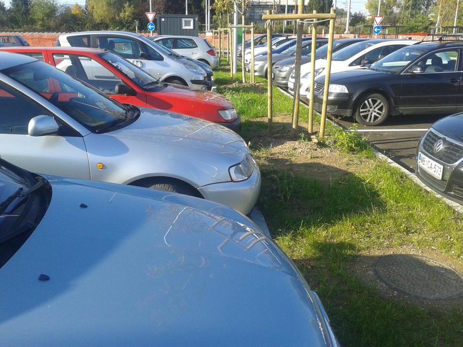 parkirišče P+R Dolgi most | Avtor: J. Z.