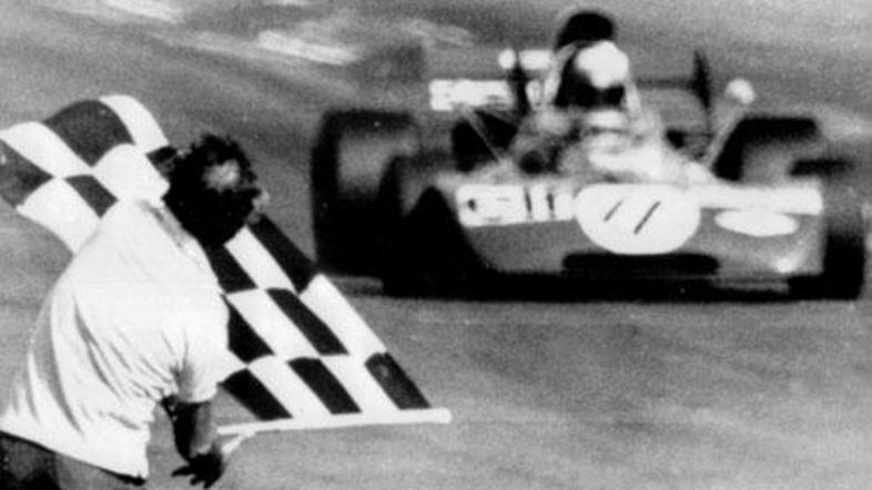 Škot Jackie Stewart je s Tyrrell Fordom naslov prvaka osvojil leta 1971.