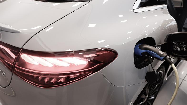 predstavitev Mercedes Benz EQE