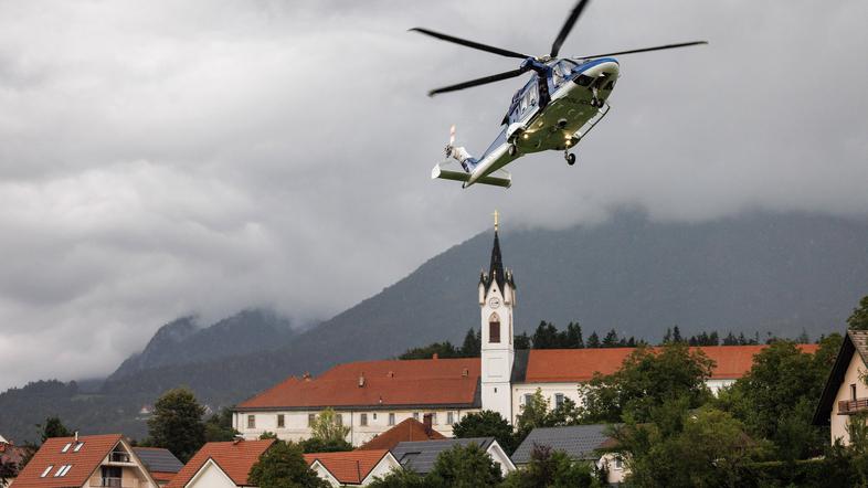 Policijski helikopter