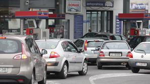 LJUBLJANA 03.09.12. PODRAZANJE, PODRAZITEV BENCINA, PETROL, NAFTA, FOTO: BOSTJAN