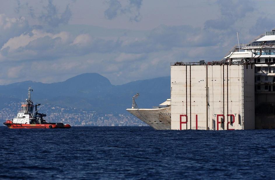 Costa Concordia v Genovi