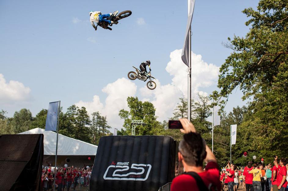 25 let podjetja Akrapovič