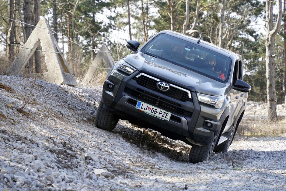 toyota hilux | Avtor: Matija_Janežič