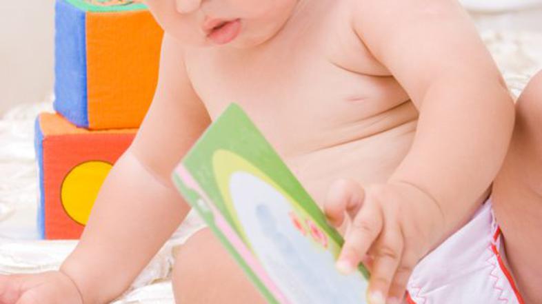 dojenček otrok knjiga